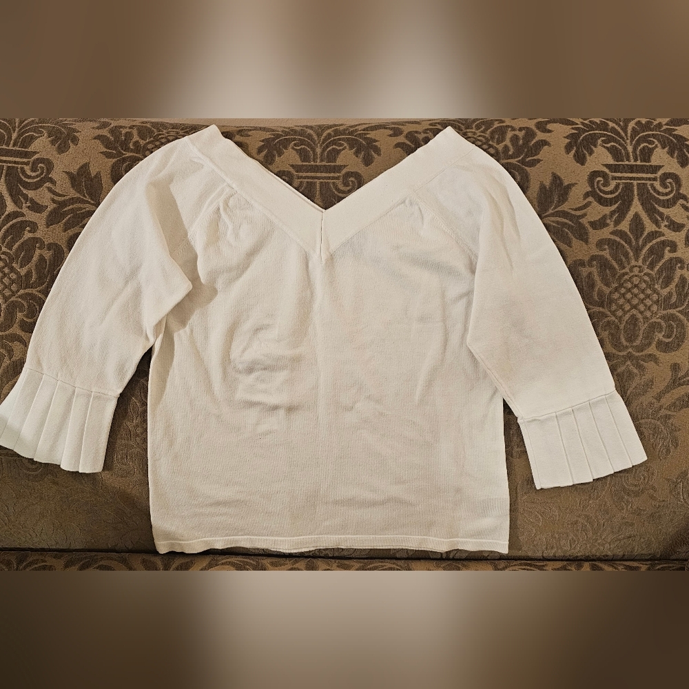 525 America White ,Pleated Sleeves with Ribbed Details Sweater,M. B-46